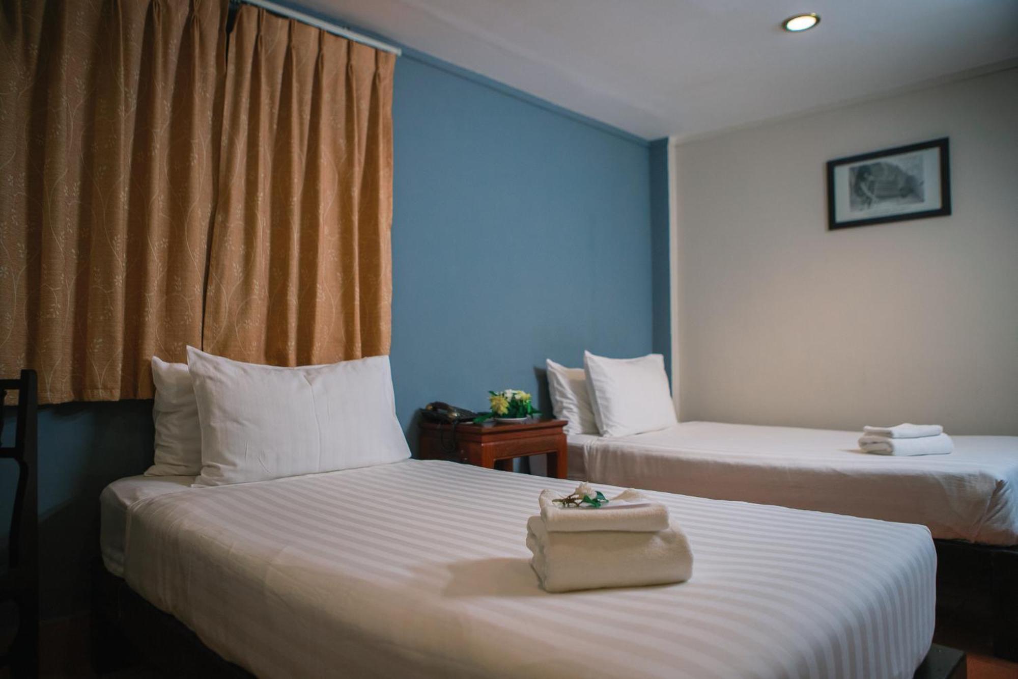 Pakse Hotel & Restaurant Exterior photo