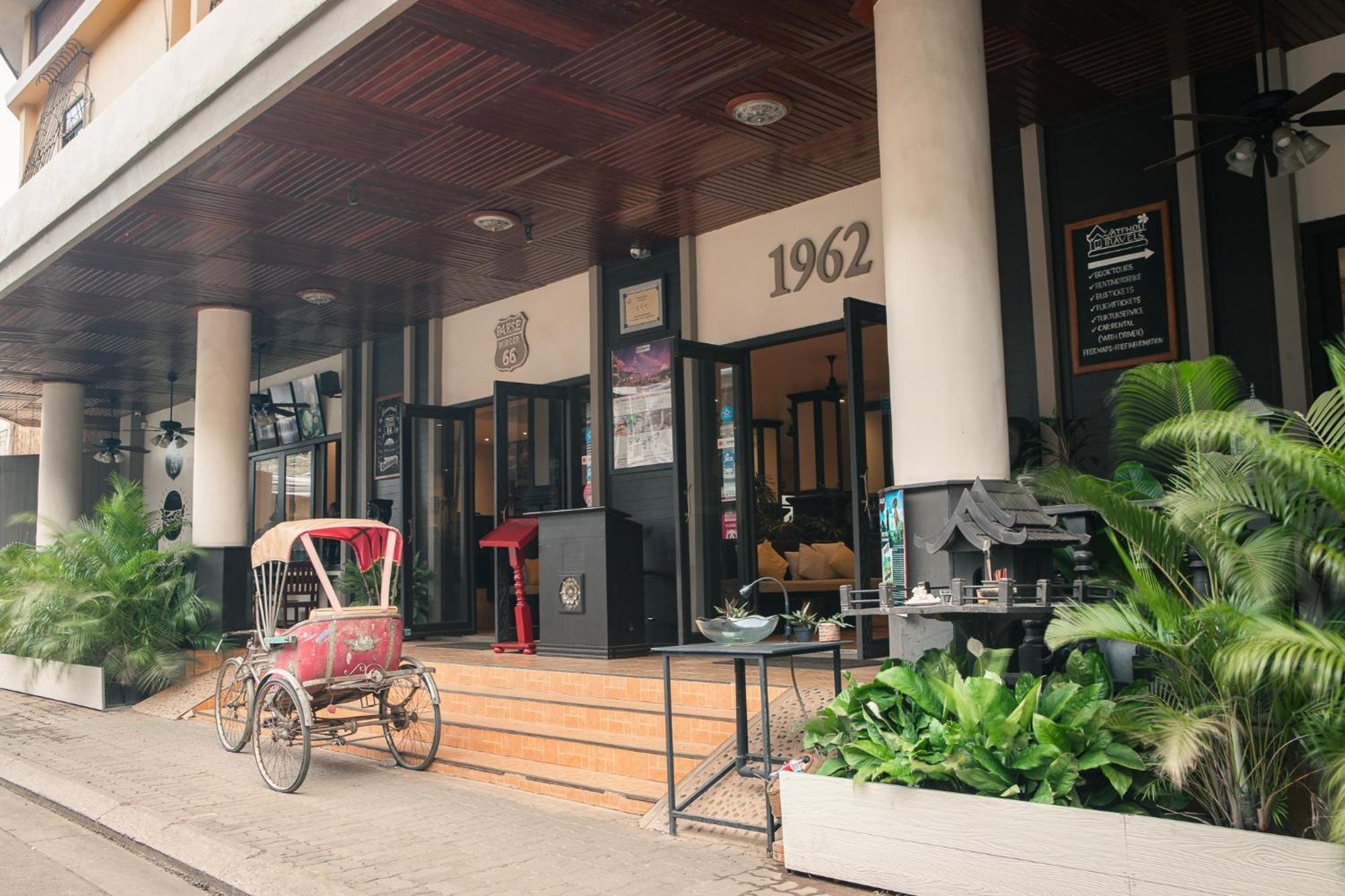 Pakse Hotel & Restaurant Exterior photo